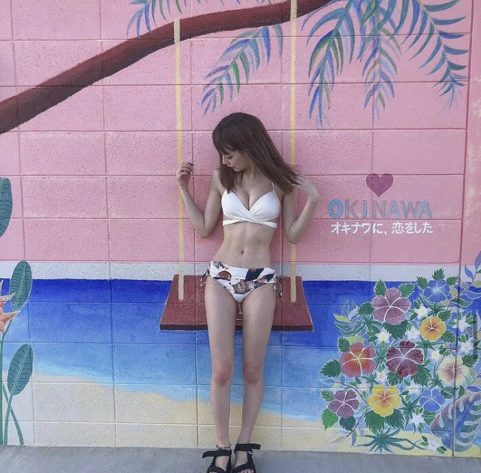 なごみ 水着